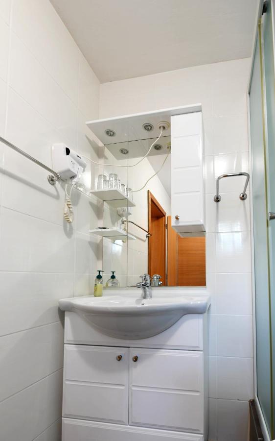 Apartman Leona Rakovica Exterior photo
