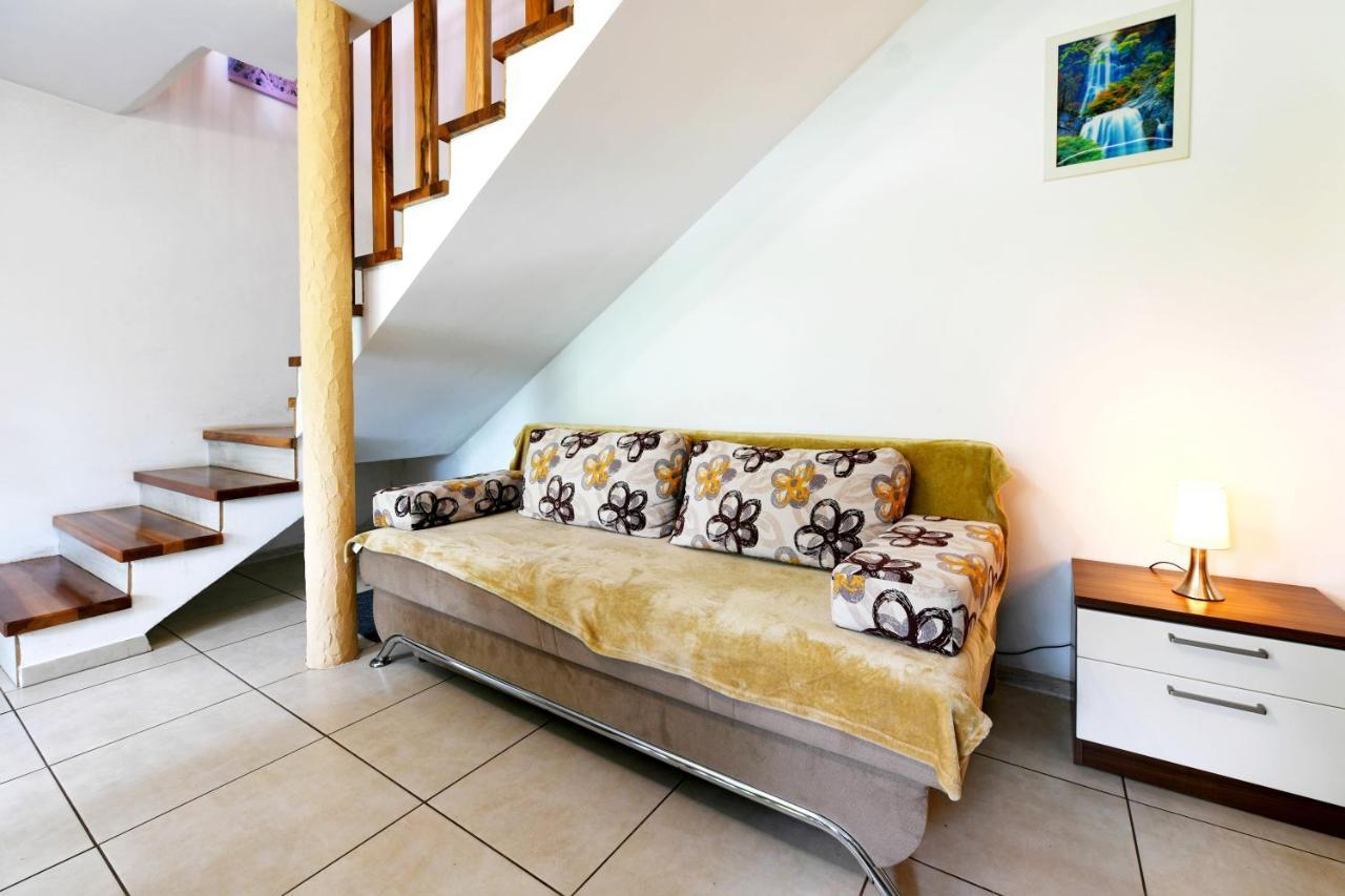 Apartman Leona Rakovica Exterior photo