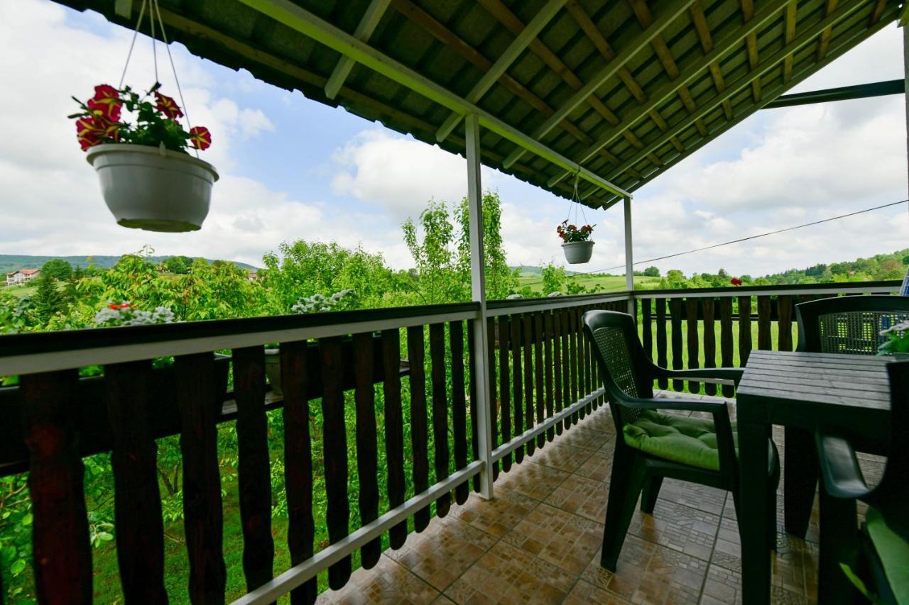 Apartman Leona Rakovica Exterior photo